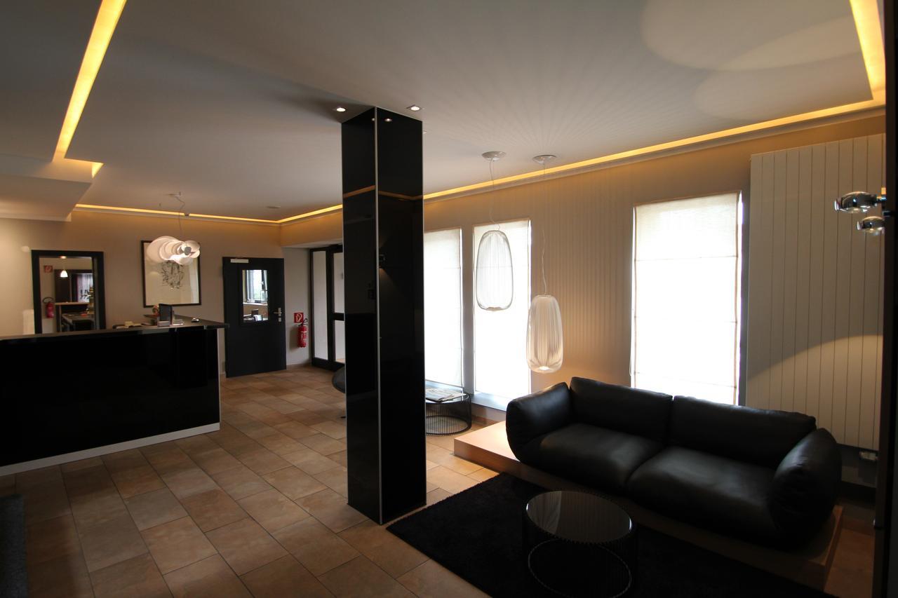 Hotel Sonderfeld Grevenbroich Exterior foto
